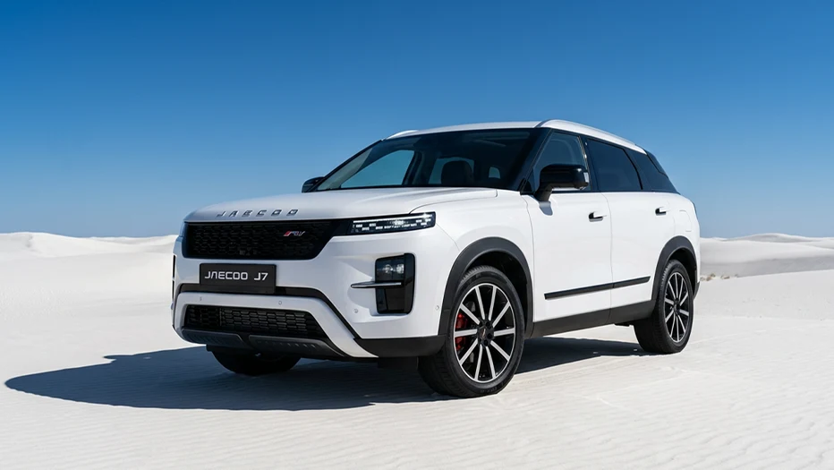 Desert Driving Basics: What Your SUV Must Have