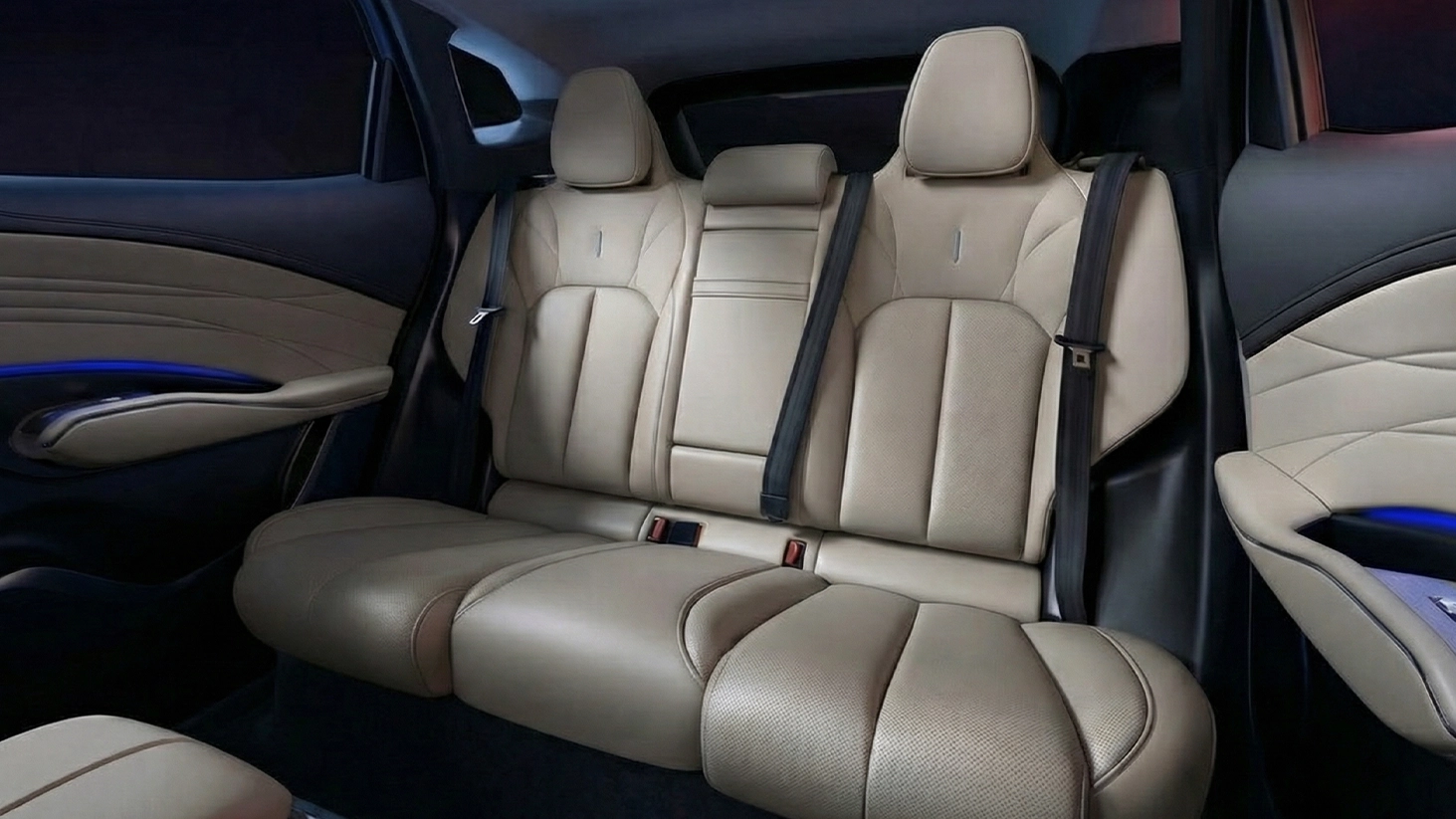 OMODA-C7-SHS-interior-01